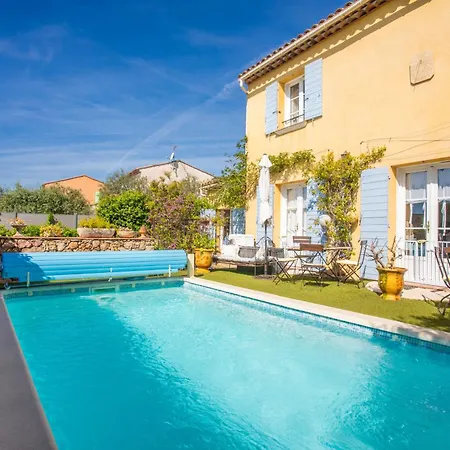Chez Sophie - D'hote Bed and breakfast 3*